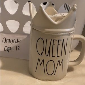 COPY - Rae Dunn queen mom